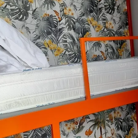 Hostel H Friendly