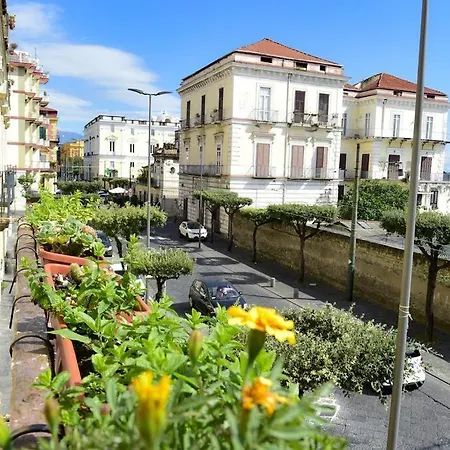 ホステル H Friendly