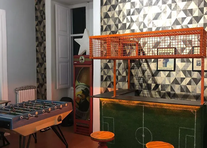 ホステル H Friendly