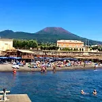 Albergue H Friendly Ercolano