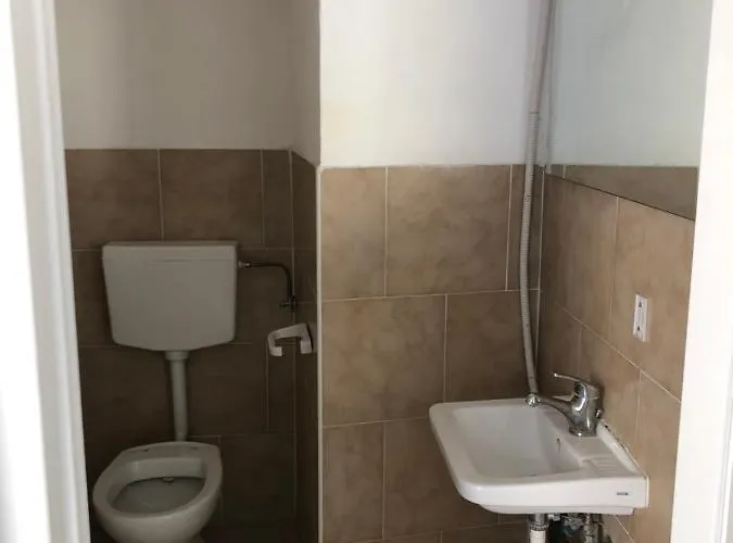 H Friendly Hostel Ercolano