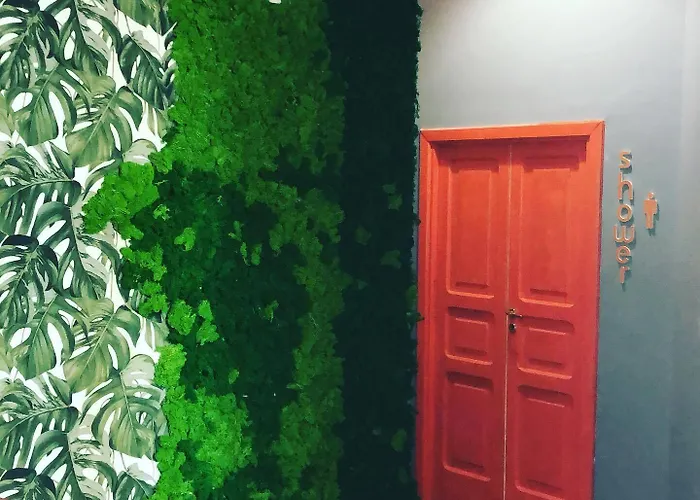 H Friendly * Ercolano